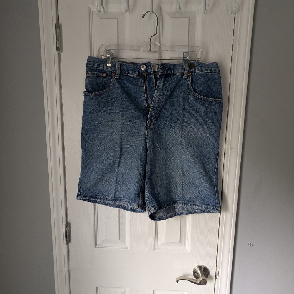 Classic Gap Jean Shorts, Mom Jean Style, Size 16, With Flaw See Photos